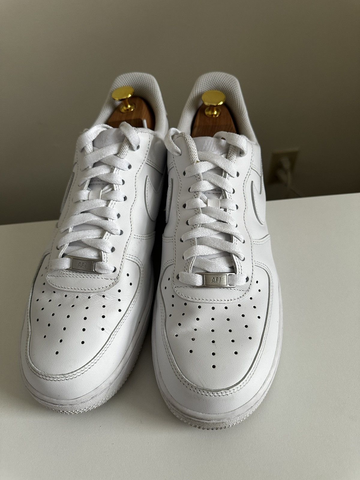 Nike Nike Air Force 1 Low White Leather Size US 10 / EU 43 - 2 Thumbnail