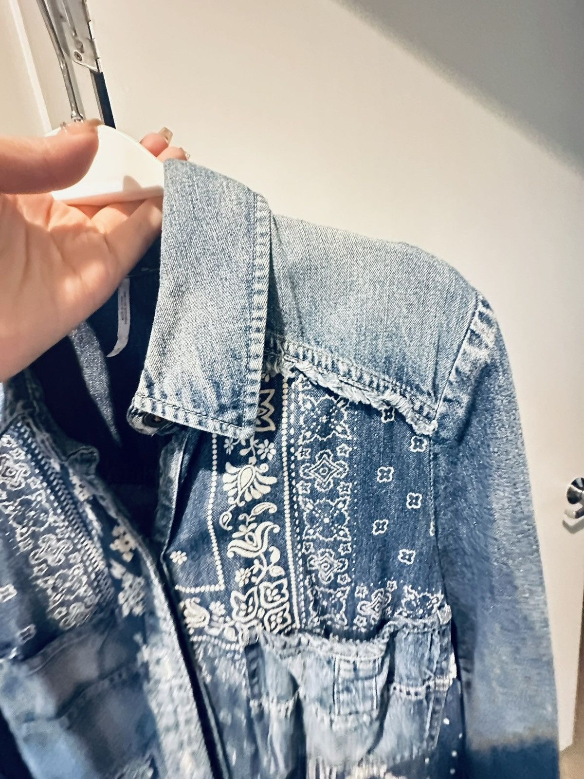 Free People blue and navy denim shirt dress with bandana print size S Size S / US 4 / IT 40 - 10 Thumbnail