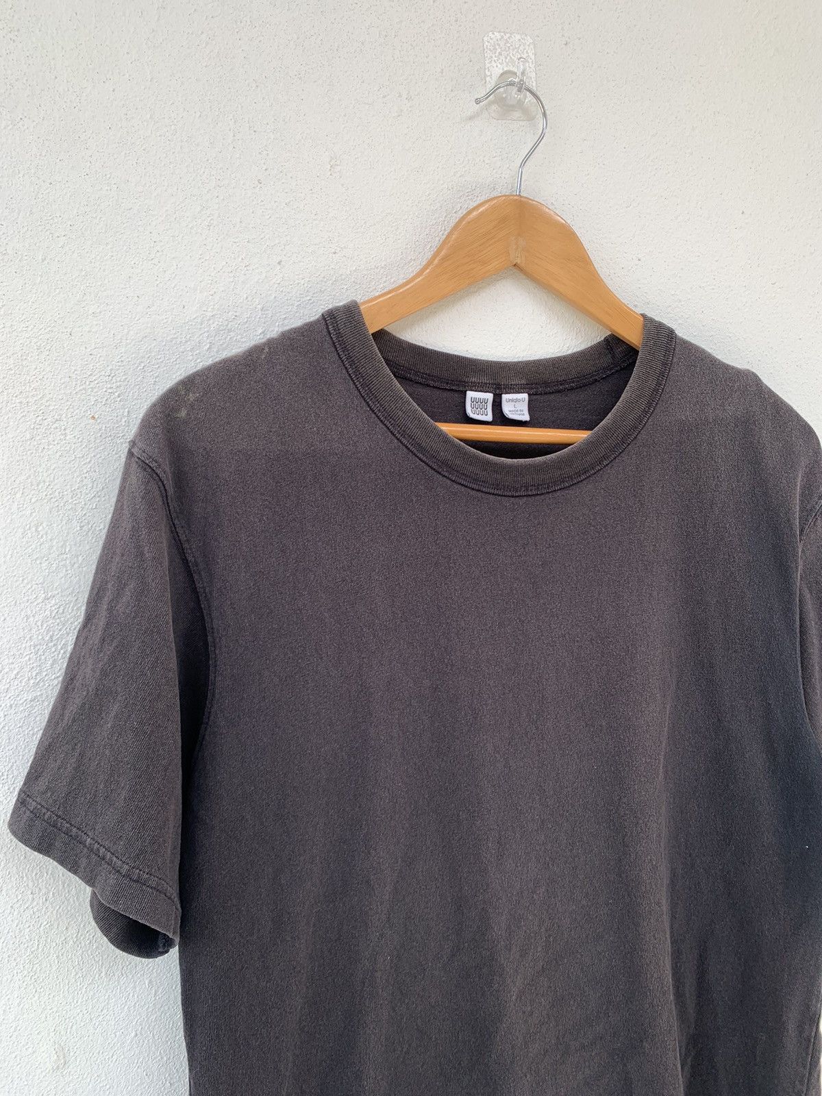 Uniqlo Thrashed Faded Lemaire X Uniqlo Japanese Brand Tee Size US L / EU 52-54 / 3 - 2 Thumbnail