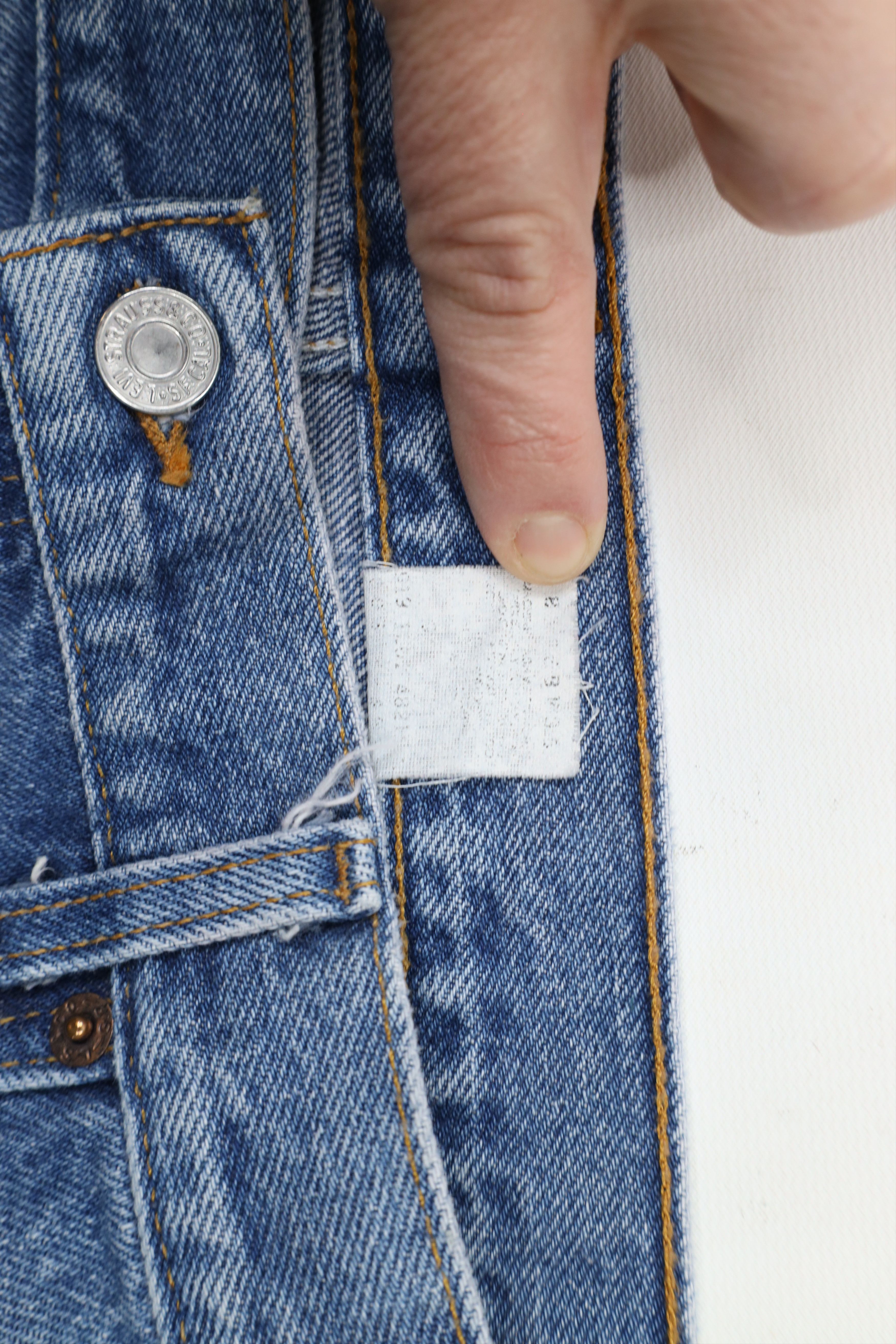 Levi's × Vintage Vintage 90s Levis 505 Regular Fit Denim Jeans Blue Cotton Size US 38 / EU 54 - 10 Thumbnail