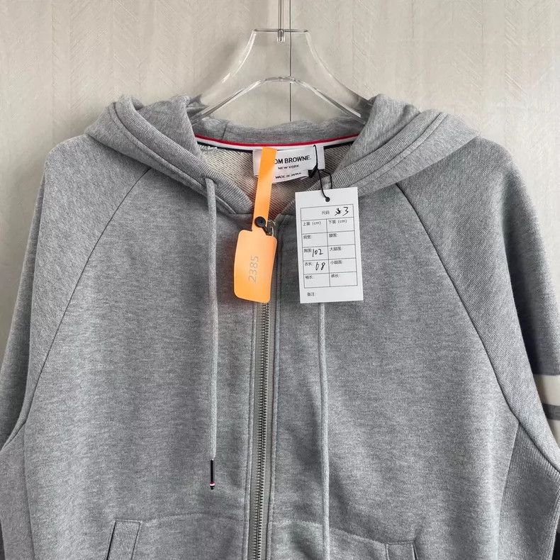 Thom Browne Thom Browne size3 Gray knit jacket Size US L / EU 52-54 / 3 - 2 Thumbnail