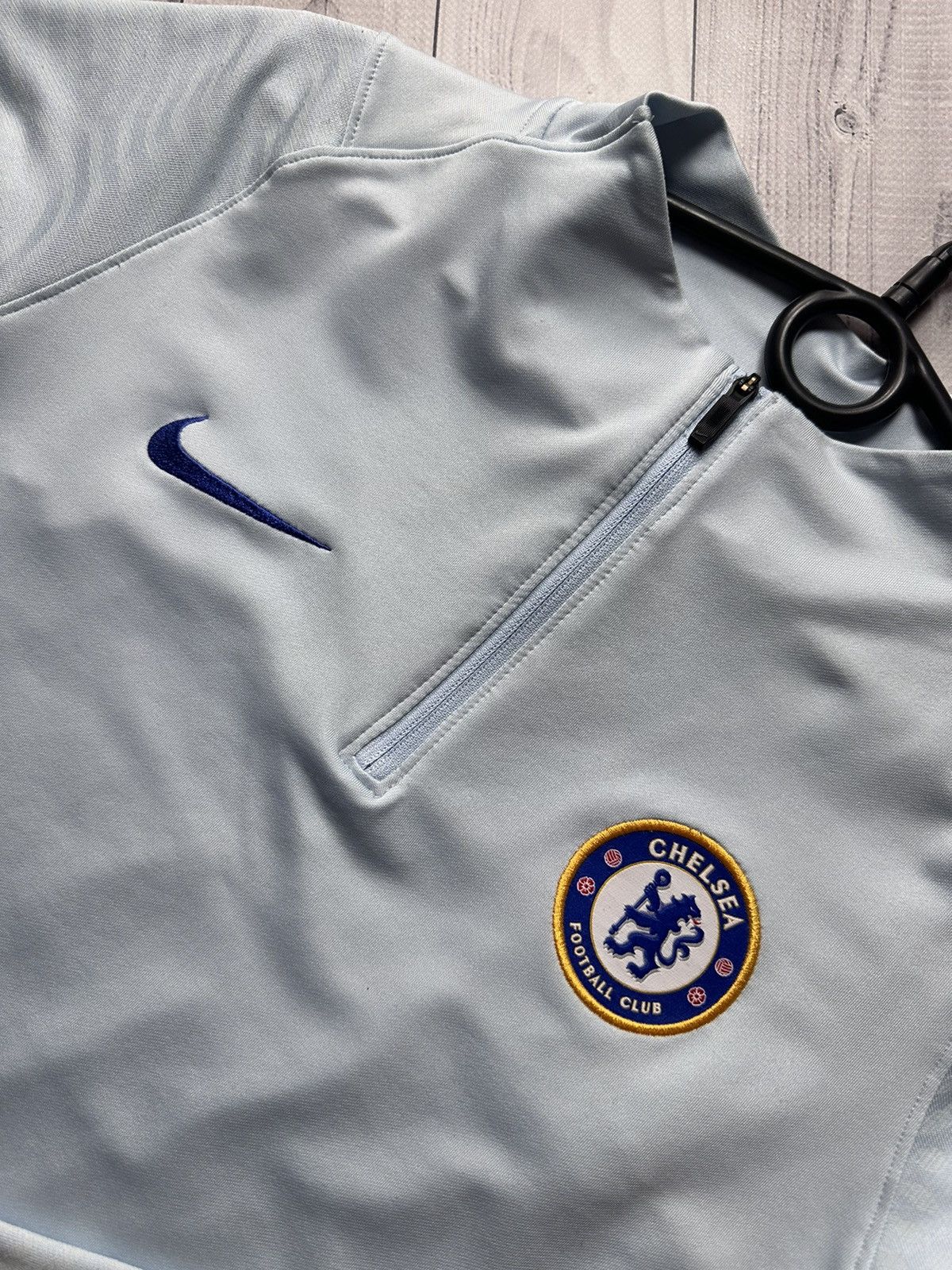 Chelsea Soccer × Nike Nike Chelsea soccer sweatshirt size M logo Size US M / EU 48-50 / 2 - 3 Thumbnail