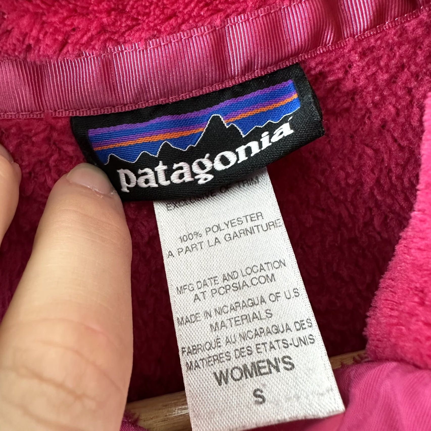 Patagonia Patagonia 1/4 Snap T fleece Pullover Dark Pink Womens Size Small Size S / US 4 / IT 40 - 3 Thumbnail