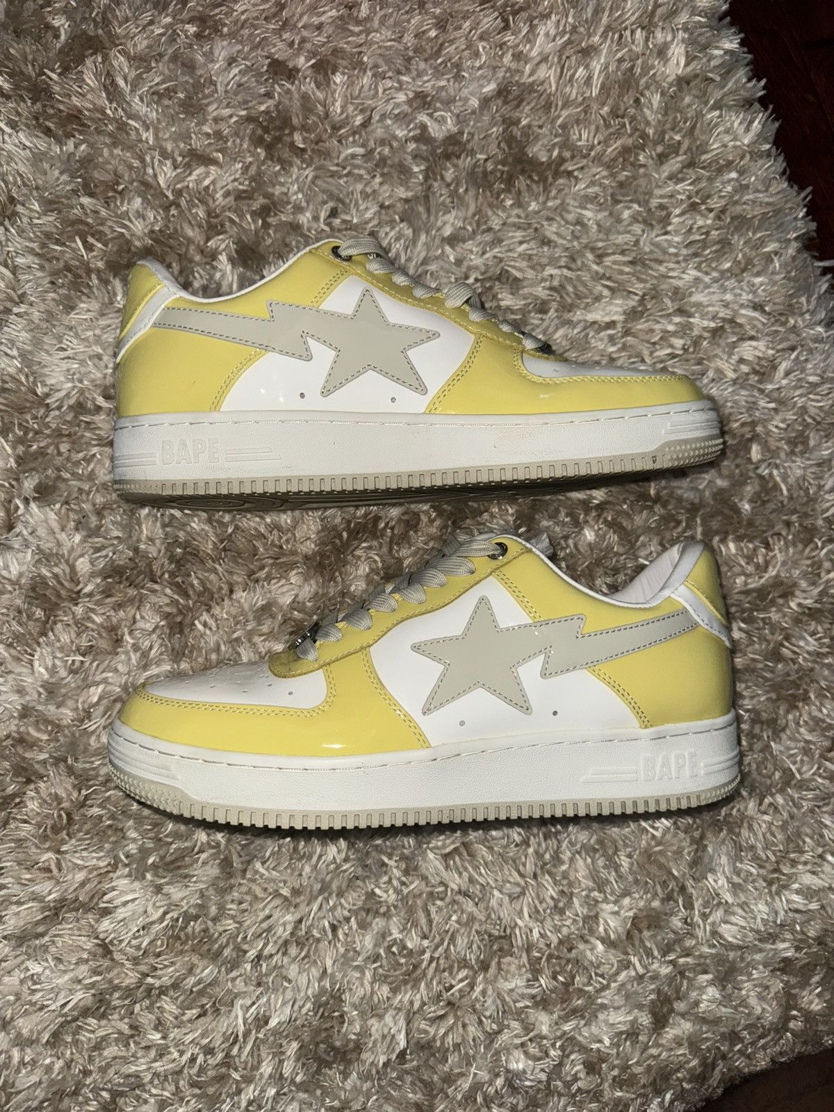 Bape BAPESTA 'BEIGE' SSENSE EXCLUSIVE Size US 10 / EU 43 - 1 Thumbnail