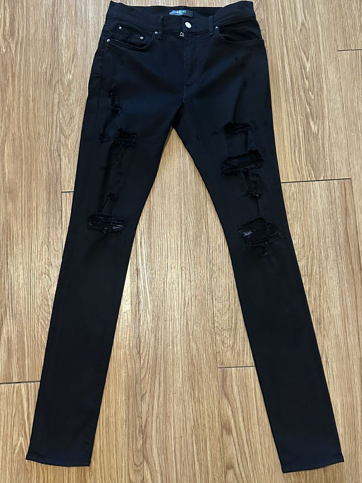 Amiri AMIRI Distressed Finish Slim Cut Jeans Size US 30 / EU 46 - 1 Thumbnail