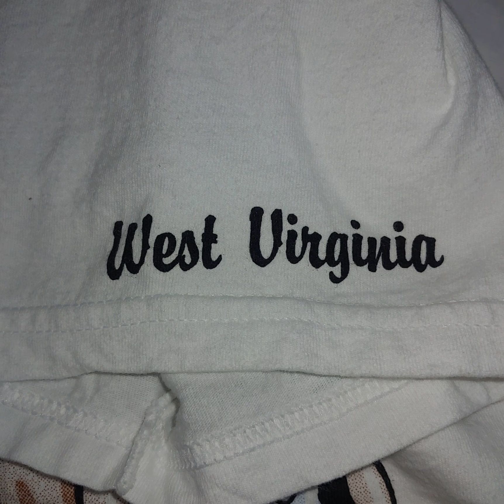 Vintage VINTAGE You Know Your a Good Ol Boy Hillbilly Wedding Shirt West Virginia Large Mens T-Shirt White 100% Cotton Tultex/Springhill graphic Size US L / EU 52-54 / 3 - 4 Thumbnail