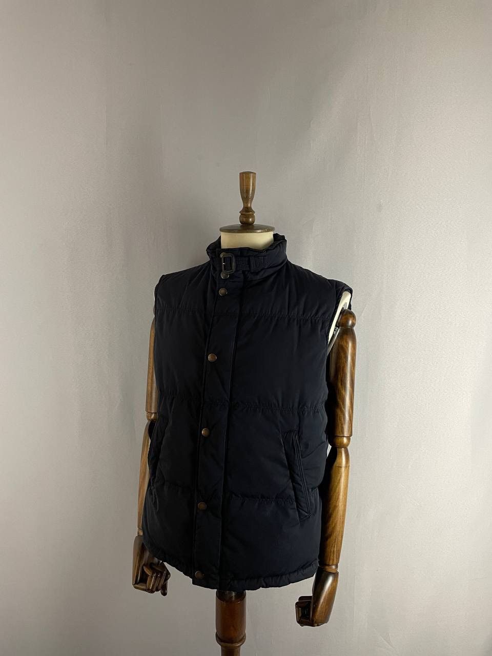 Burberry Burberry Brit Down Vest Navy Jacket Nova Check Size US L / EU 52-54 / 3 - 1 Thumbnail