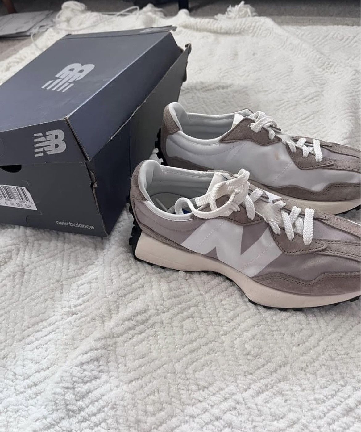 New Balance New Balance 327 Size US 6.5 / IT 36.5 - 1 Thumbnail
