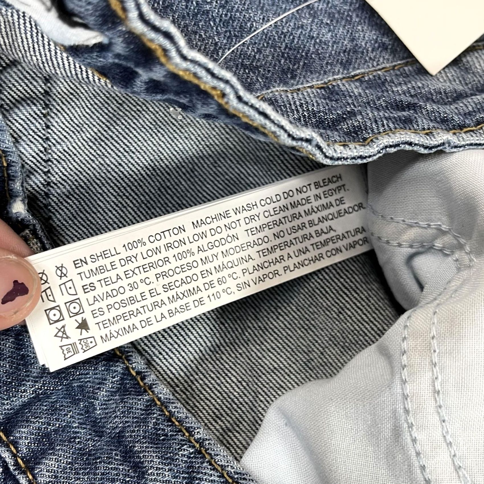 Forever 21 Forever 21 Premium Relaxed Tapered Jeans Womens 28 Blue High Rise Distressed Denim 5-Pocket Zip Fly Regular Rise 100% Cotton Jeans Womens Size 28" / US 6 / IT 42 - 6 Thumbnail