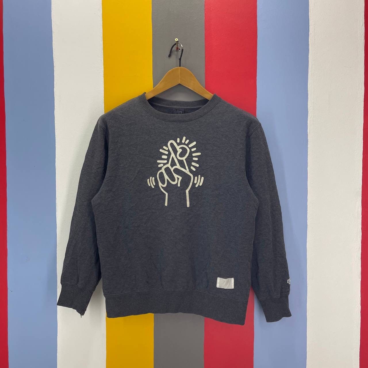 Uniqlo UNIQLO x K HARING Crew Neck Sweatshirt #2619/AA Size US S / EU 44-46 / 1 - 1 Thumbnail