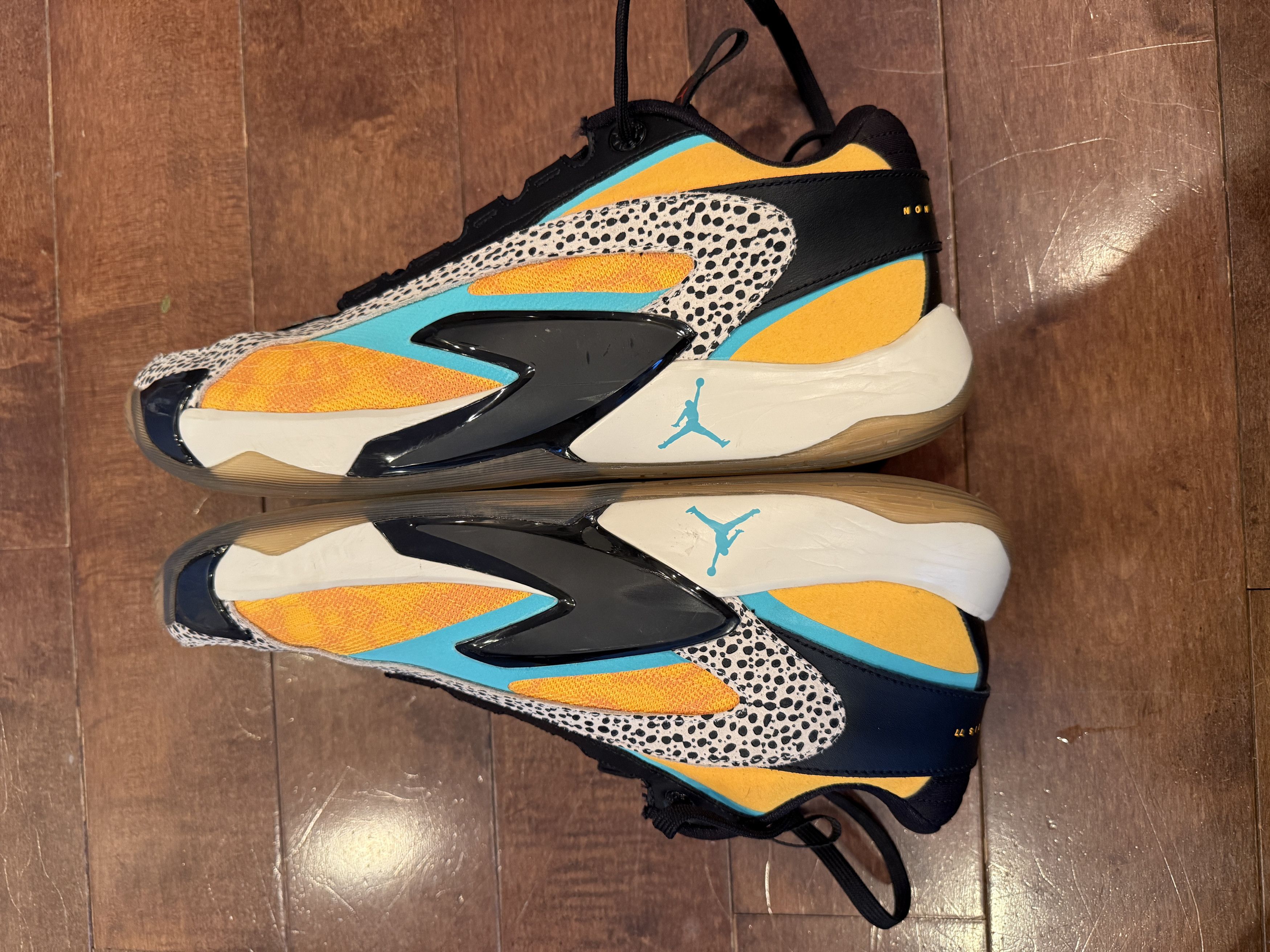 Jordan Brand Luka 2 "The Pitch Size US 11 / EU 44 - 3 Thumbnail