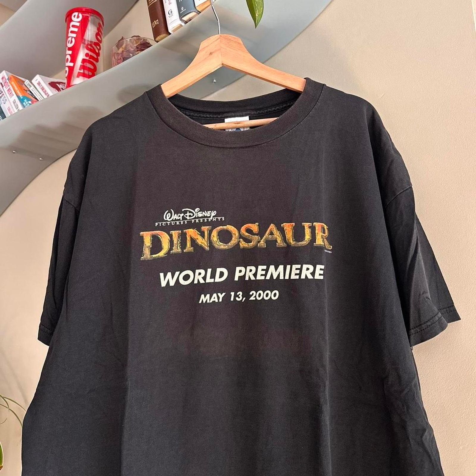 Disney × Vintage Vintage 2000 Walt Disney Dinosaur Movie shirt Size US XL / EU 56 / 4 - 2 Thumbnail