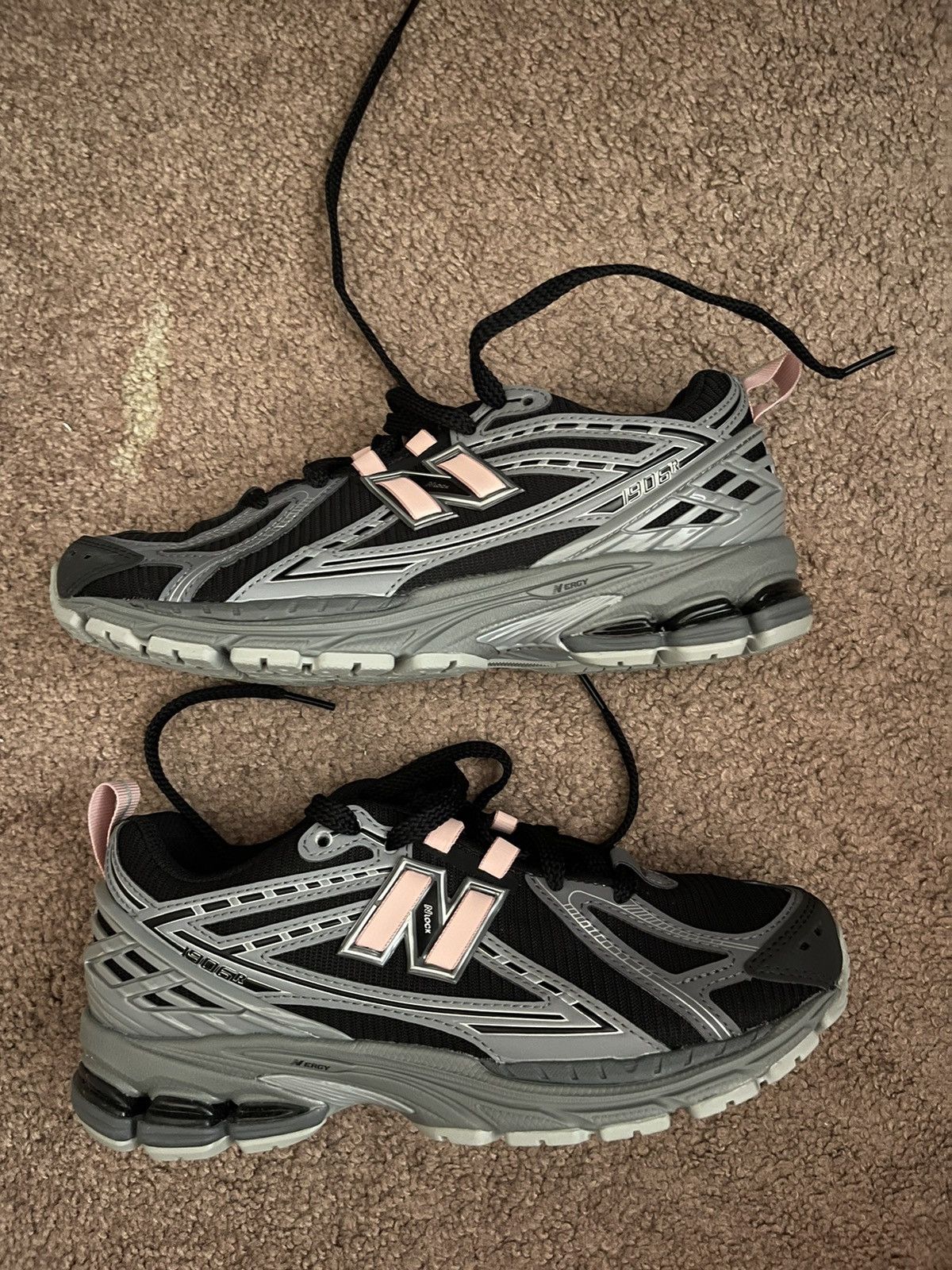 New Balance Classics black pink 1906R Size US 8.5 / IT 38.5 - 1 Thumbnail