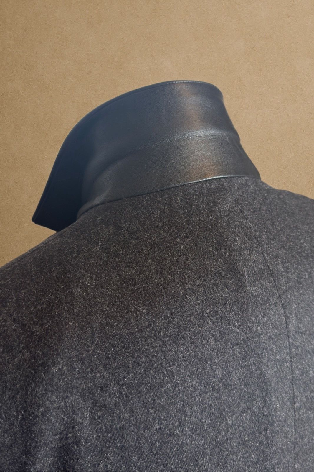 Hermes Hermès Double-Breasted Coat - 120s Wool & Lambskin Leather Size US M / EU 48-50 / 2 - 5 Thumbnail