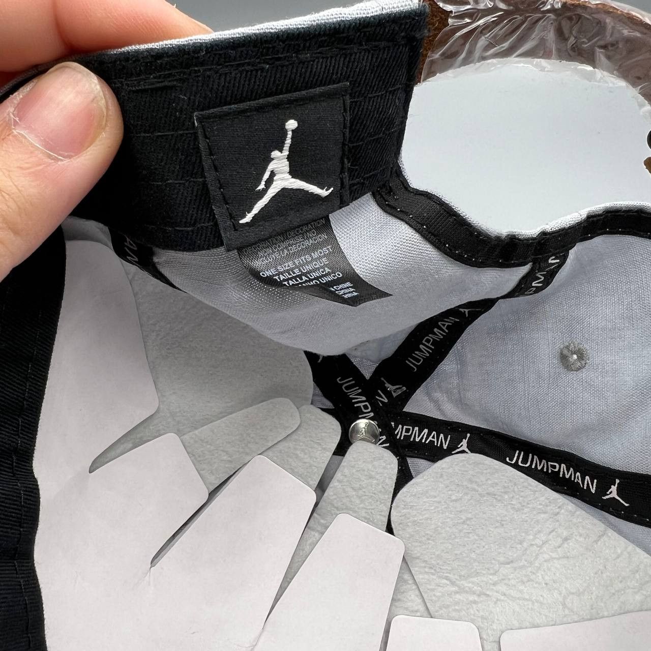 Jordan Brand Air Jordan Hat Men Black Worldwide Jumpman Snap Back Cap Size ONE SIZE - 5 Thumbnail