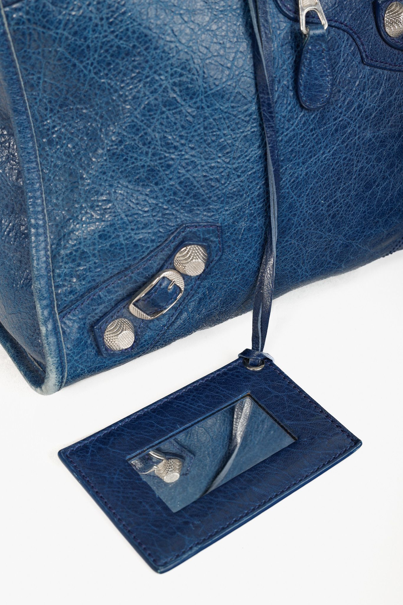 Balenciaga Balenciaga City Wrinkle Leather Slouchy Bag with Giant Studs Size ONE SIZE - 9 Thumbnail