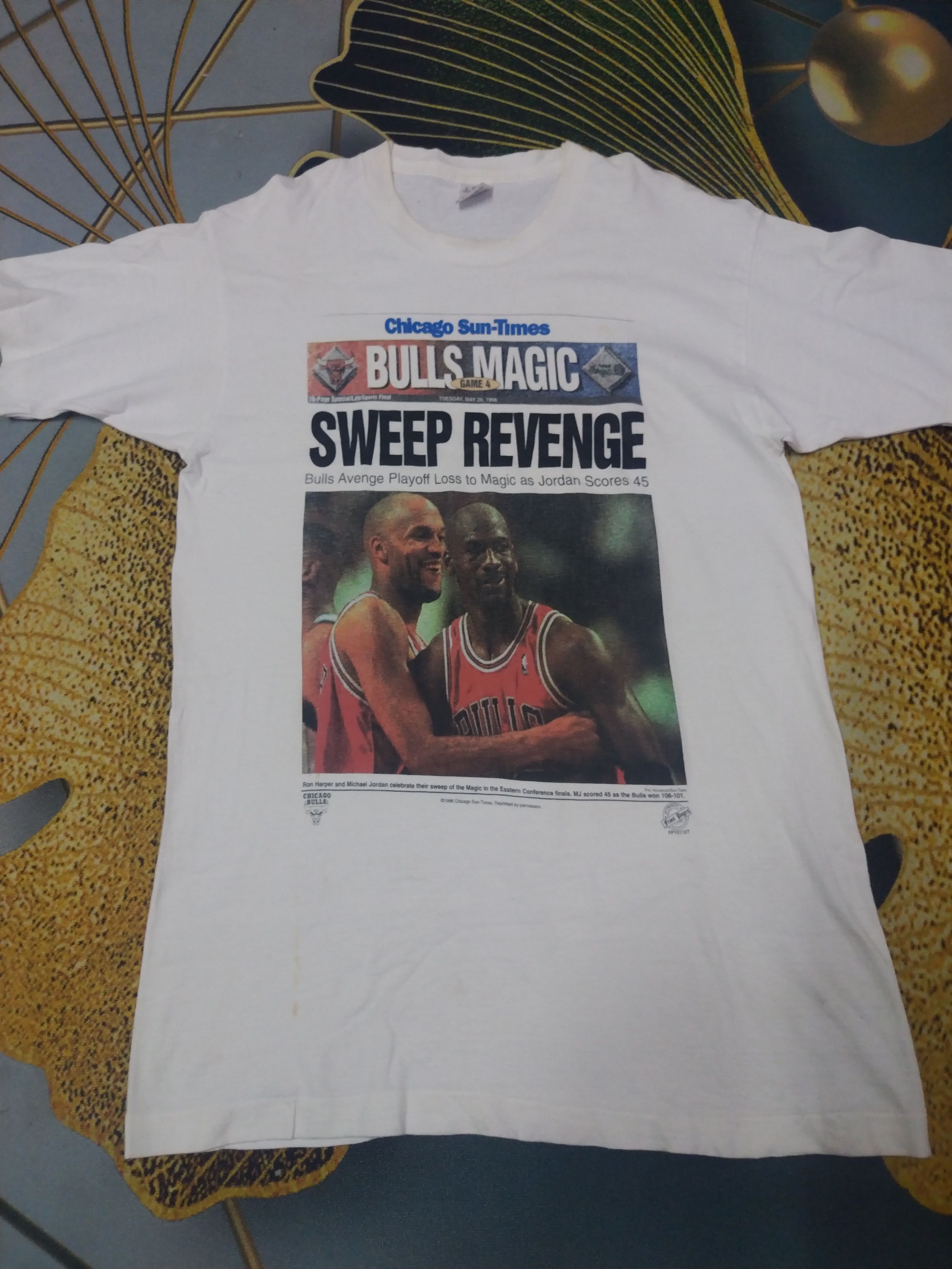 Fruit Of The Loom Vintage 1996 michael jordan Size US L / EU 52-54 / 3 - 1 Thumbnail