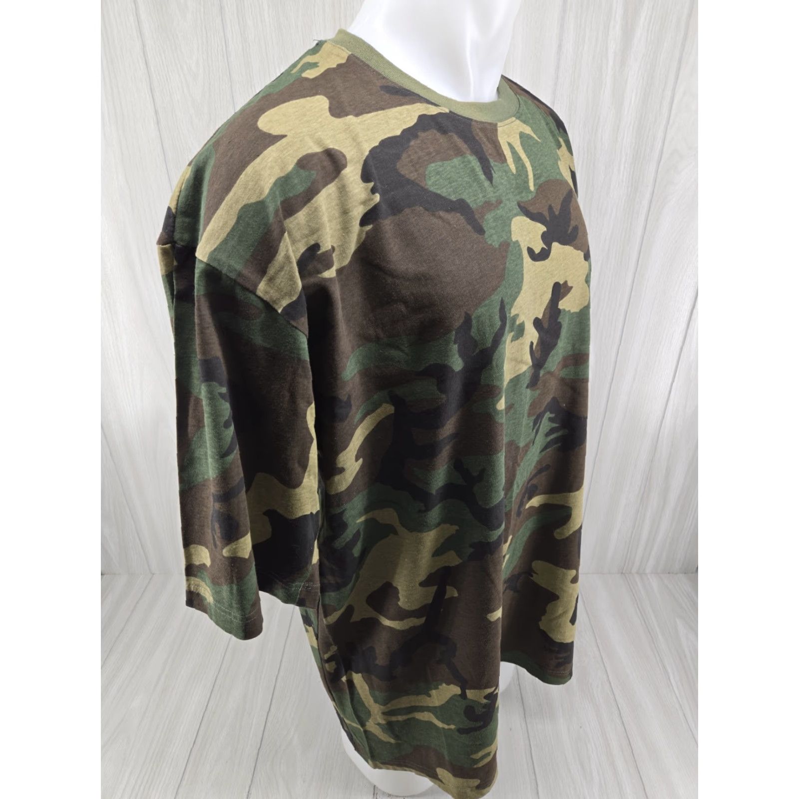 Vintage Claudio Nucci T Shirt Mens XL Woodland Green Camo Cotton Short Sleeve Size US XL / EU 56 / 4 - 6 Thumbnail