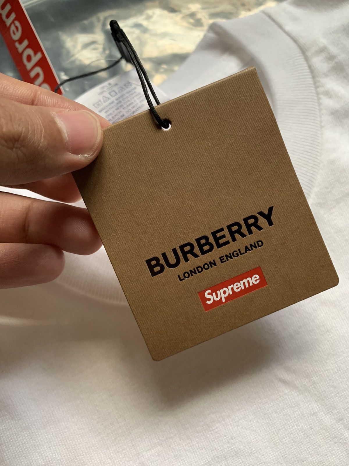 Burberry × Supreme Supreme X Burberry Box Logo Tee SS22 Size US S / EU 44-46 / 1 - 5 Thumbnail