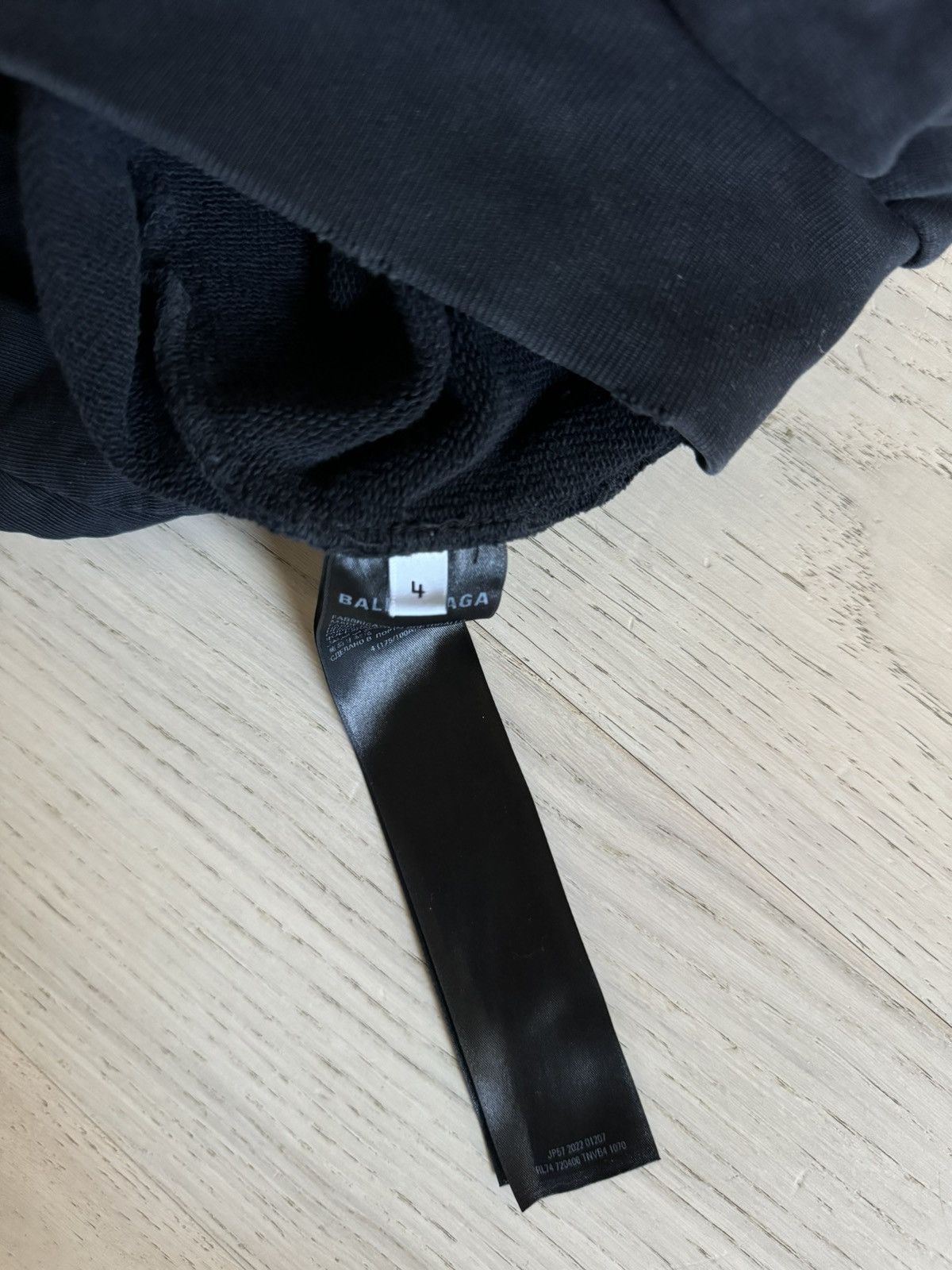 Balenciaga Balenciaga 'Be Different' Apple Layered Hoodie Black Size US XL / EU 56 / 4 - 8 Thumbnail