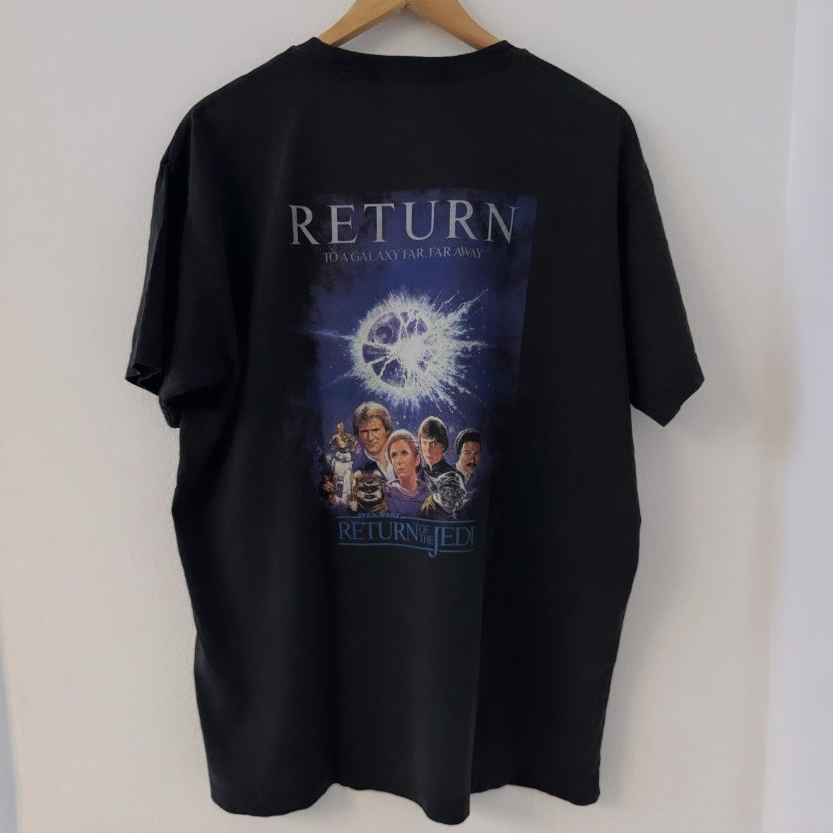 Kith Kith x STAR WARS Return Of The Jedi Poster Vintage Tee | Grailed