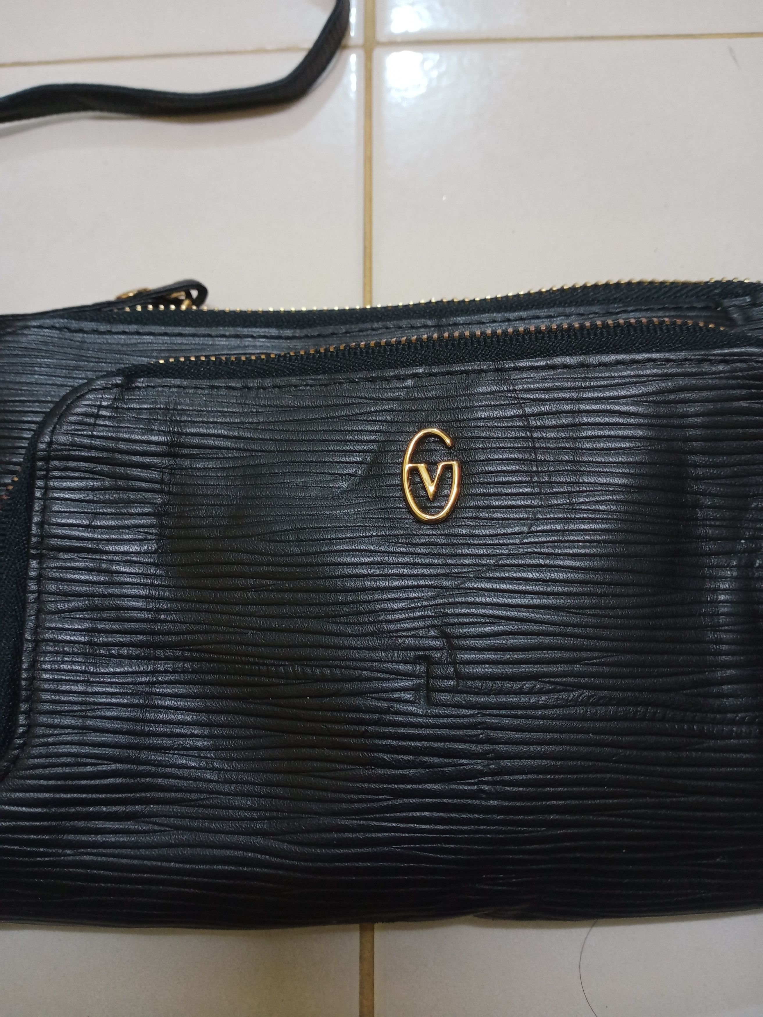 Gianni Valentino Rare Vintage Gianni Valentino 2in1 Wallet/Sling Bag Size ONE SIZE - 5 Thumbnail