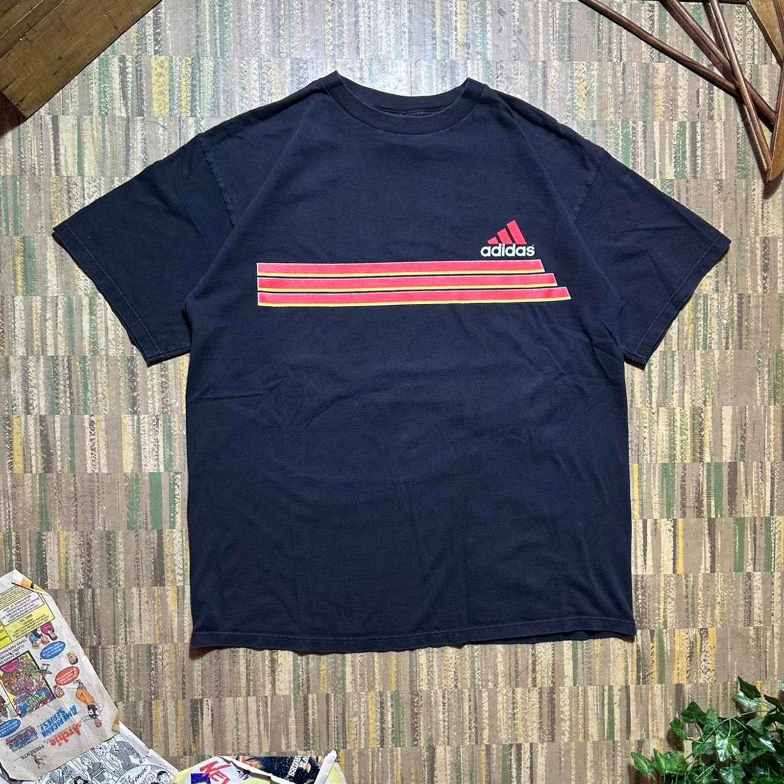 Adidas Vintage 90s Adidas Striped Tee Men Large Red and Black Shirt Size US L / EU 52-54 / 3 - 1 Thumbnail
