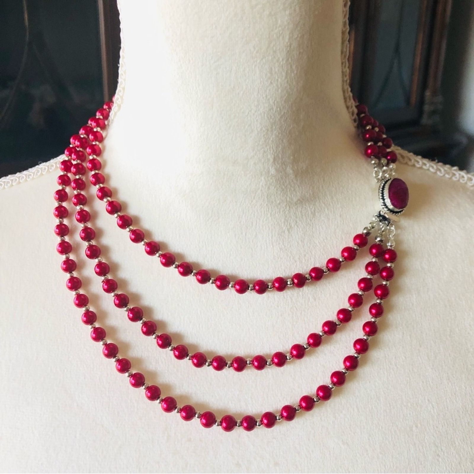 Handmade Handcrafted triple strand red Pearl genuine ruby cneckla Size ONE SIZE - 2 Thumbnail