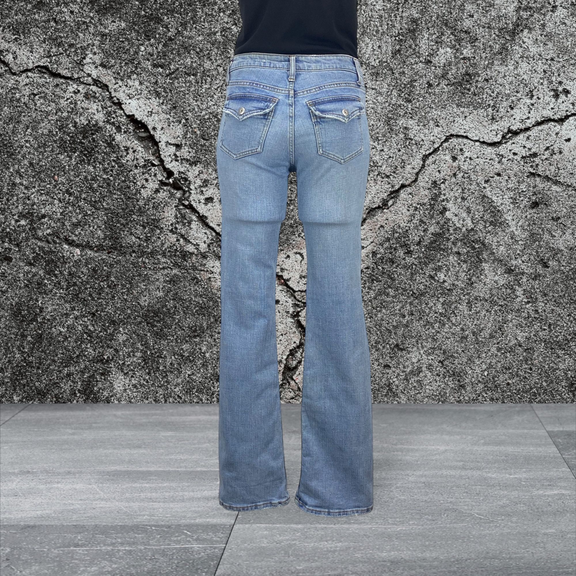 Japanese Brand Y2K Low Rise Flare Japanese Bootcut Light Wash Women Jeans Size 24" / US 00 / IT 34 - 2 Thumbnail