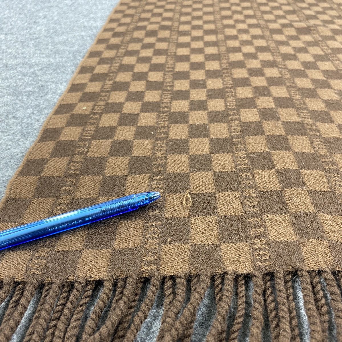 Fendi Fendi Scarf # D345 # Muffler # Neckwear Size ONE SIZE - 7 Thumbnail