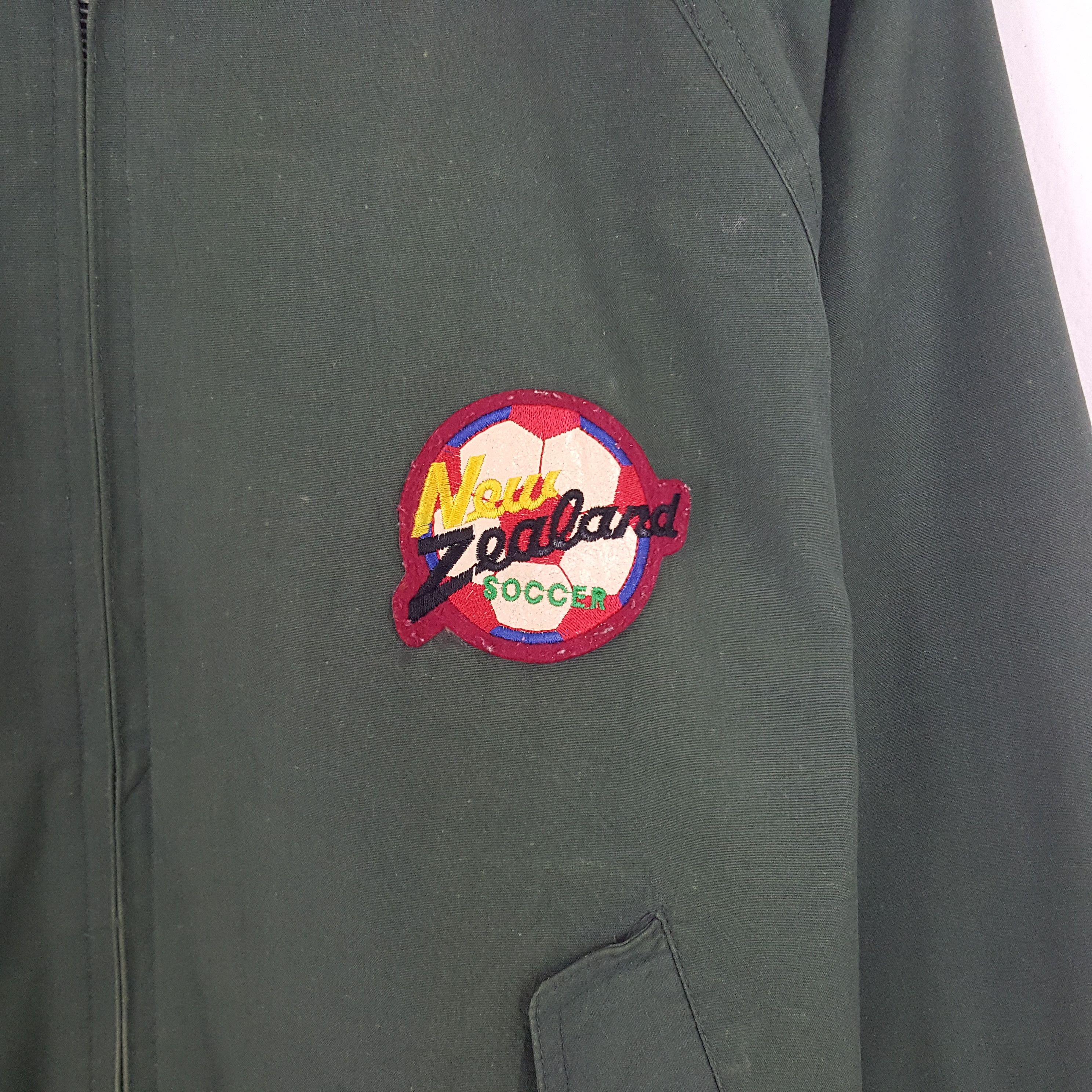 Vintage Vintage New Zealand Soccer Bomber Jacket Size US M / EU 48-50 / 2 - 2 Thumbnail