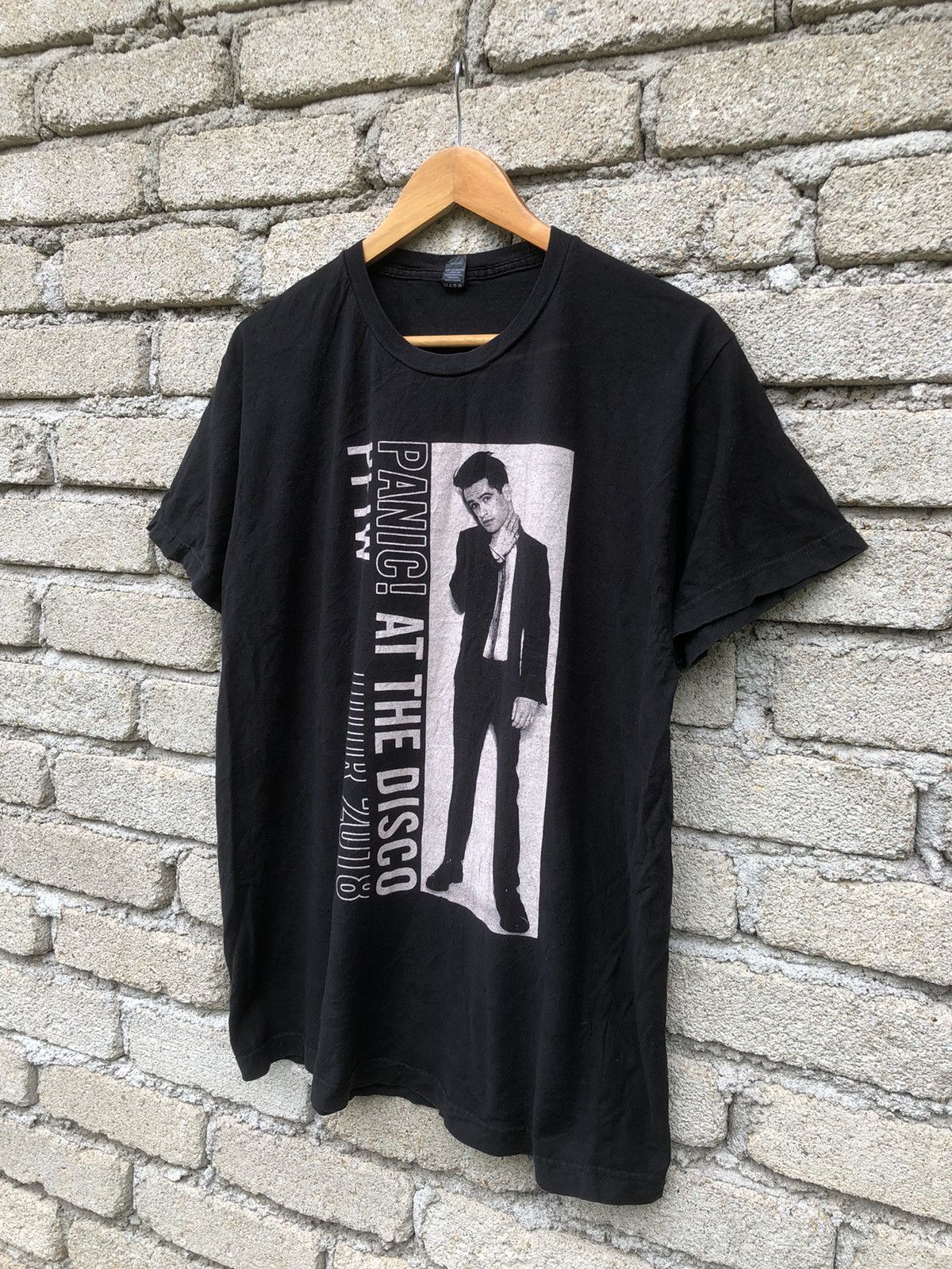 Band Tees × Nirvana × Vintage Band Panic At The Disco PFTW UK/EUR 2018 Tour Tshirt Size US L / EU 52-54 / 3 - 3 Thumbnail