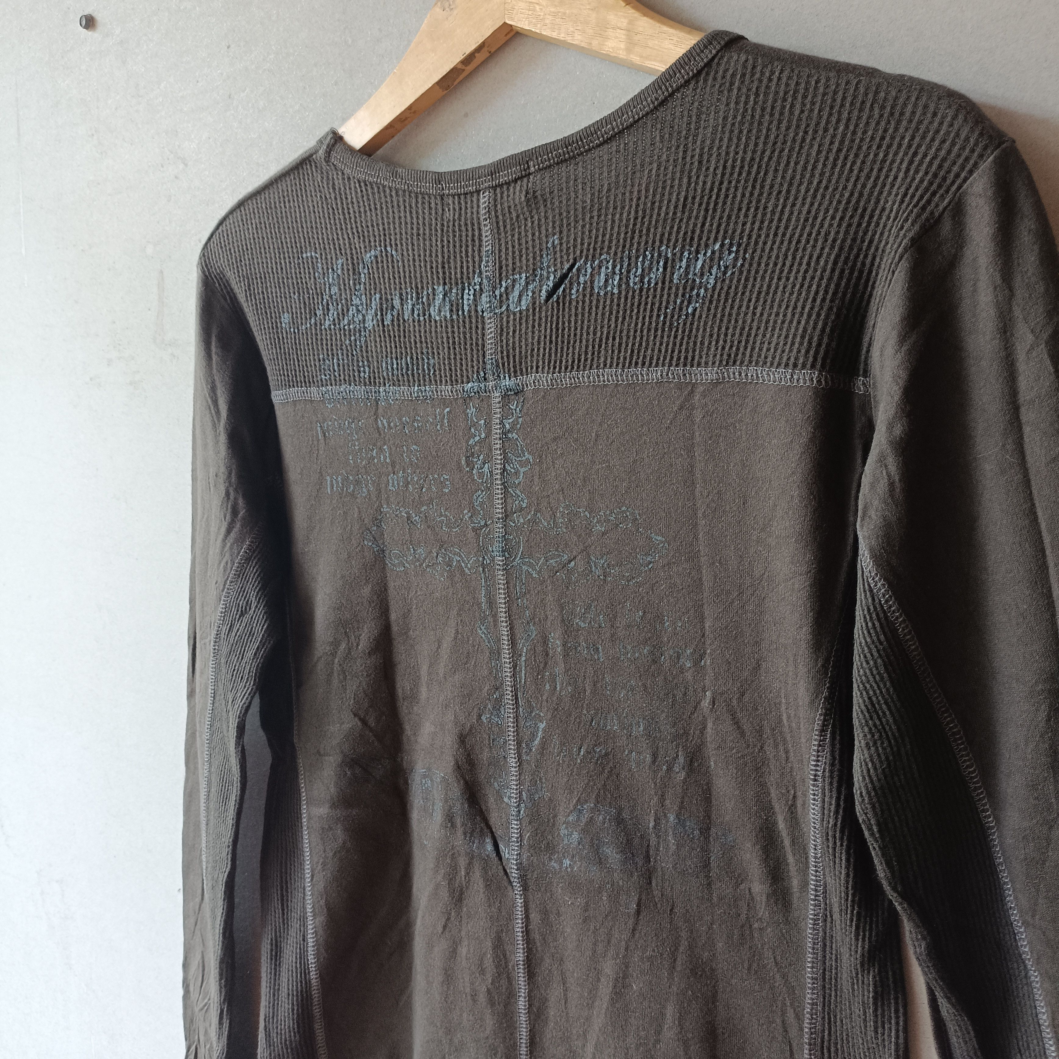 Tornado Mart 2000s Tornado Mart - vneck grunge ls tee Size US M / EU 48-50 / 2 - 4 Thumbnail