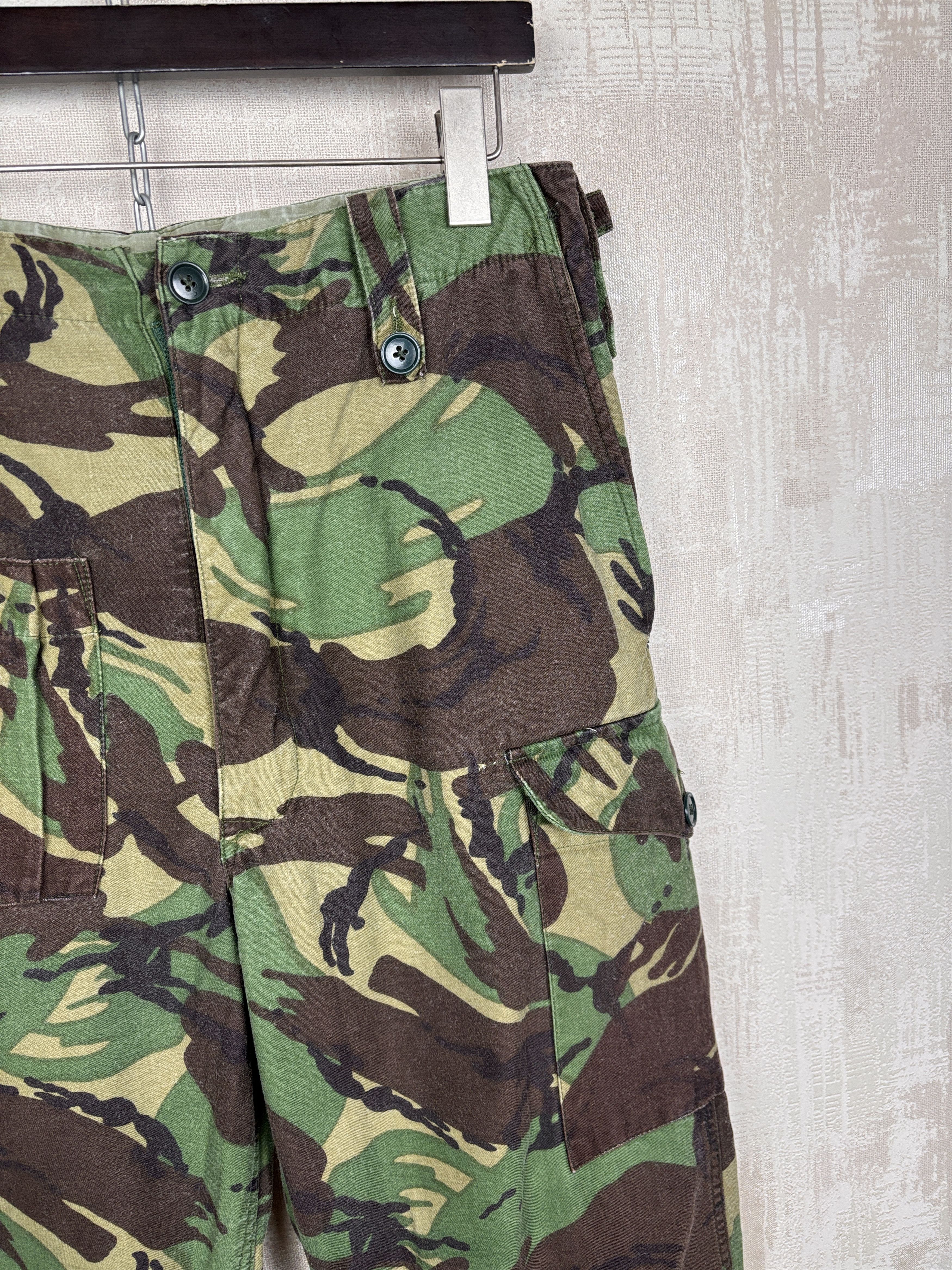 Vintage Vintage British Army Trousers Combat Pattern Nato Pants Size US 32 / EU 48 - 6 Thumbnail