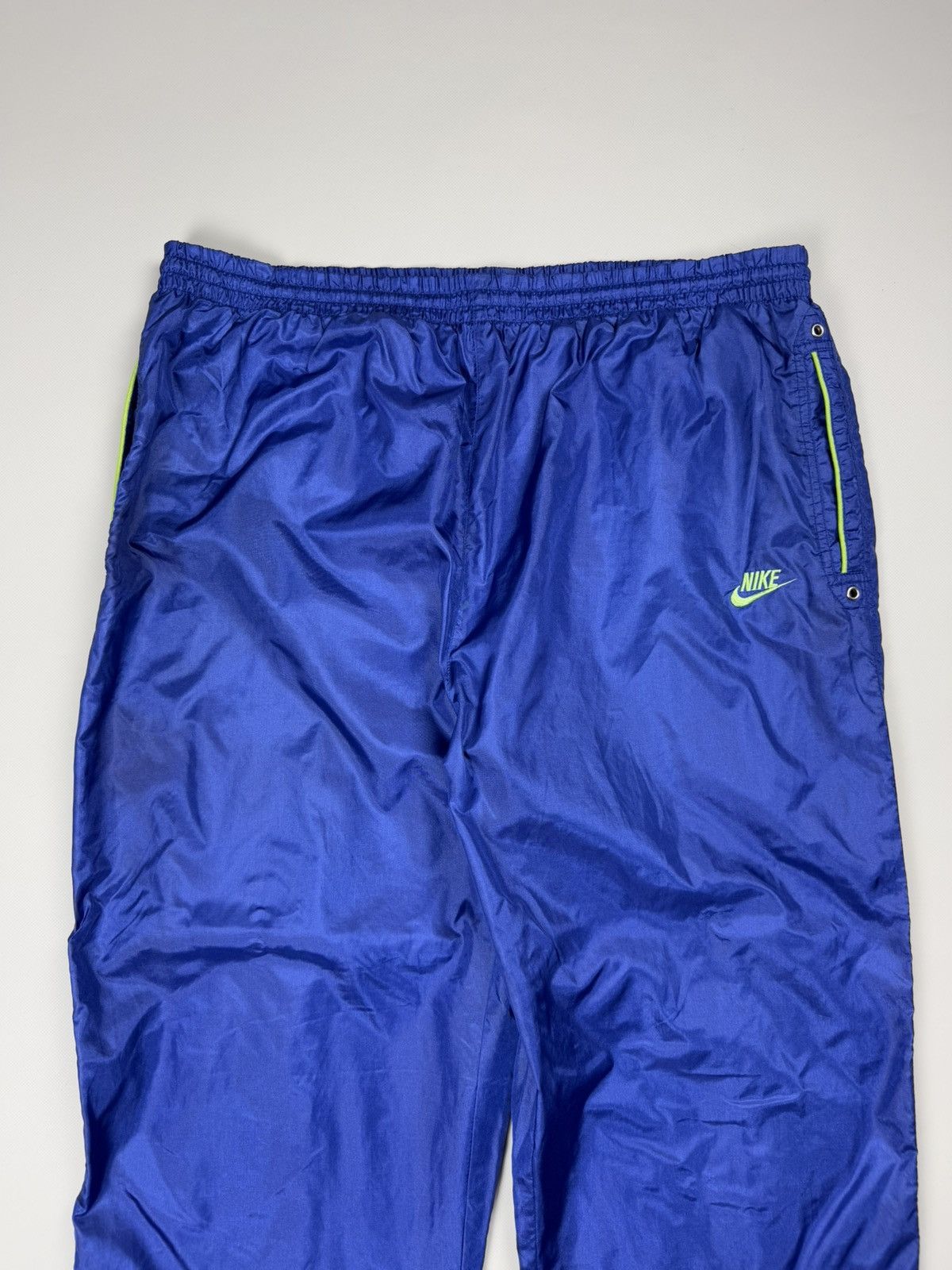 Vintage Nike Vintage Y2K Nylon Track Pants Sweatpants Size 2XL Size US 36 / EU 52 - 7 Thumbnail