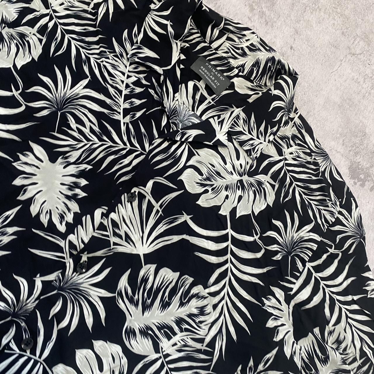 Other Black and white tropical print shirt Size US XL / EU 56 / 4 - 3 Thumbnail