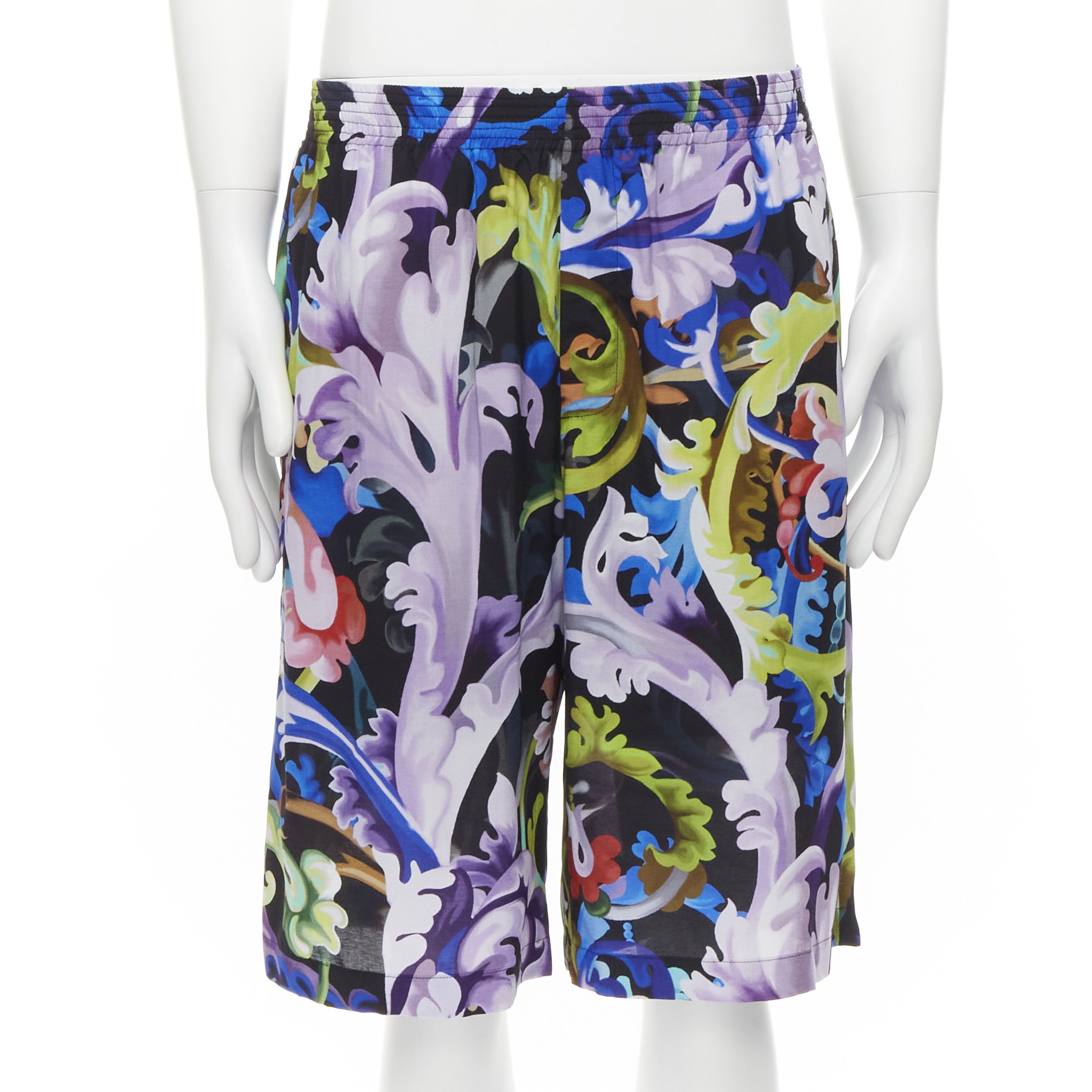 Versace new VERSACE 2021 Runway Baroccoflage floral baroque wide shorts IT48 M Size US 30 / EU 46 - 1 Thumbnail