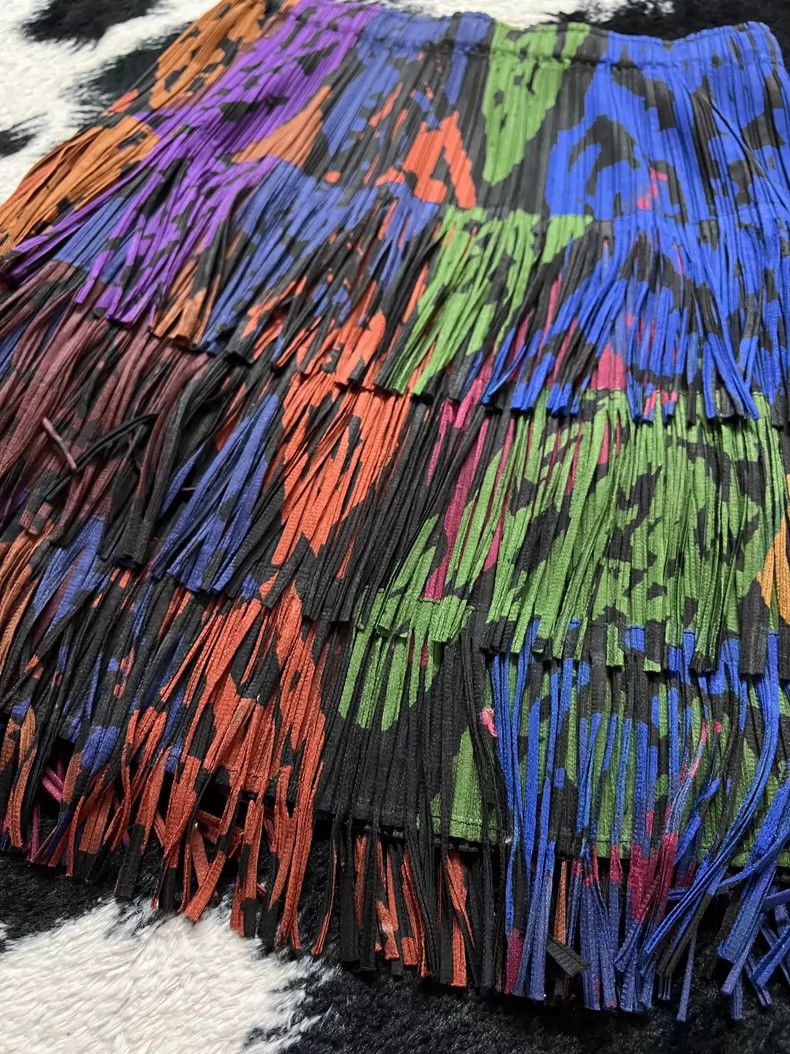 Issey Miyake Issey Miyake size:3 Colorful tassel short skirt Size 42" / US 20 - 3 Thumbnail