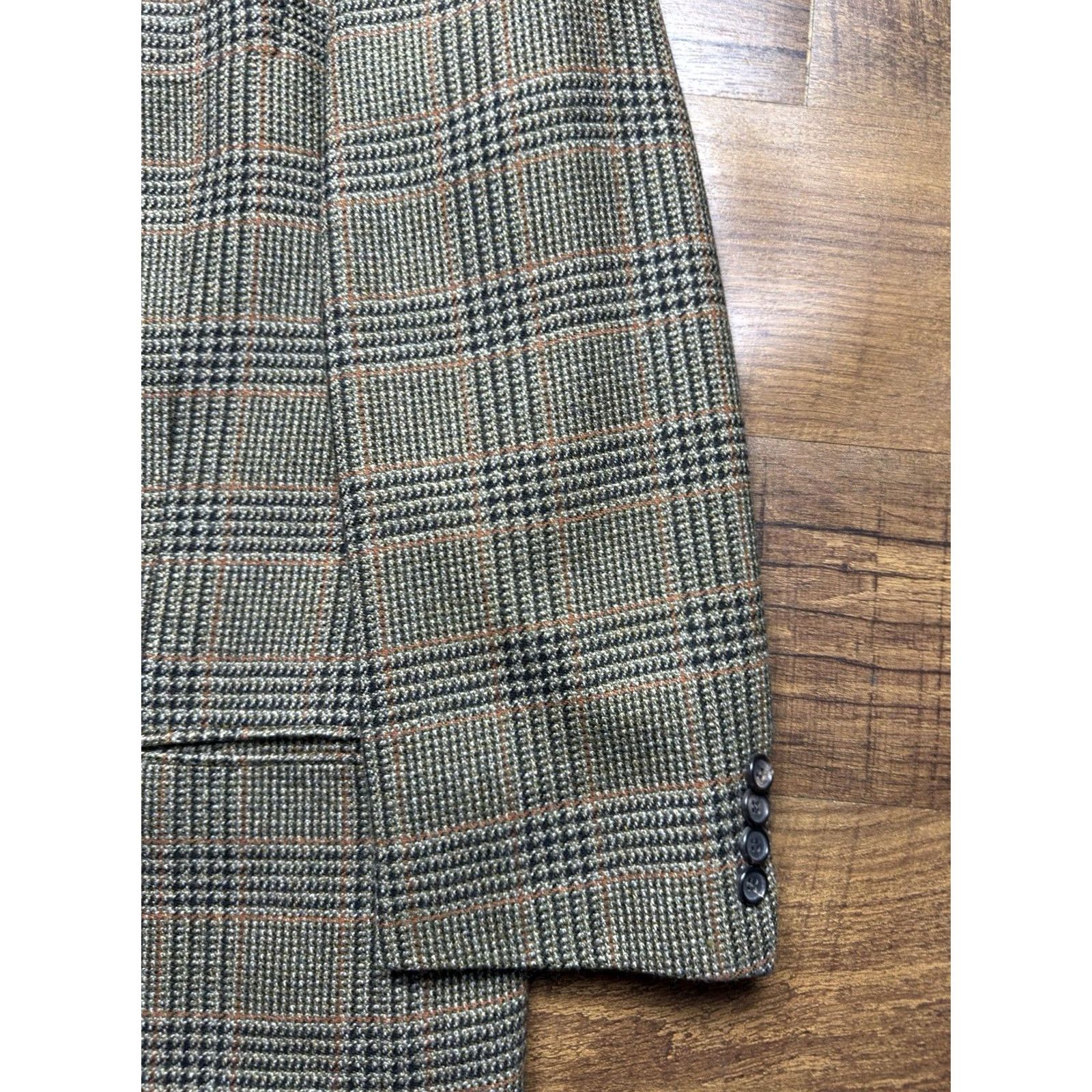 Hugo Boss VINTAGE Hugo Boss Blazer Jacket Houndstooth Plaid Wool 44R Mens Brown Wool USA Made Modern Fit Size 44R - 3 Thumbnail