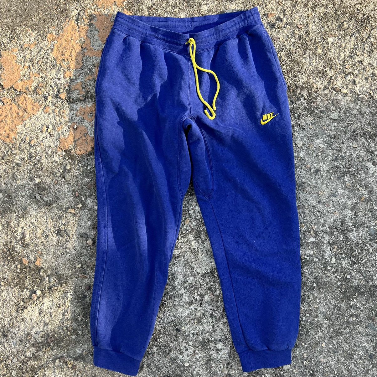 Nike × Vintage Vintage Nike Track Pants 90s Y2K Size US 34 / EU 50 - 1 Thumbnail