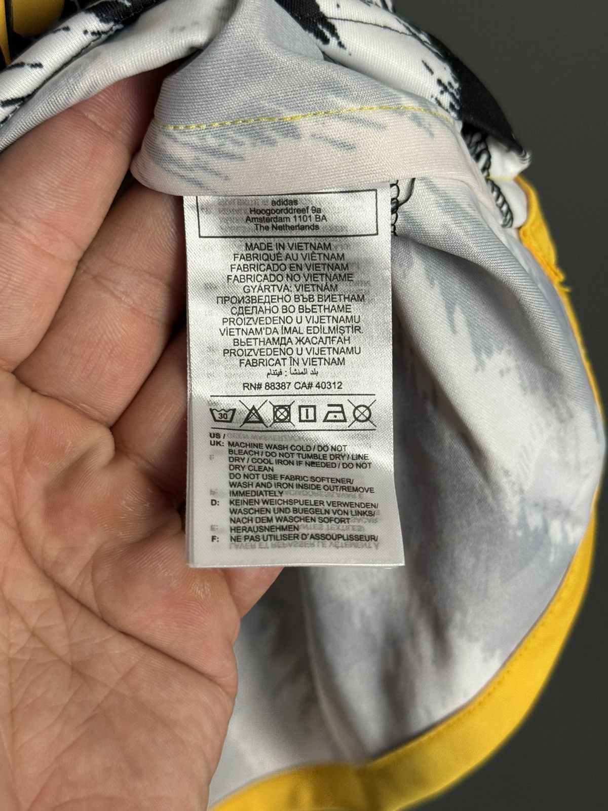 Adidas KIDS Juventus 23/24 Home Pogba Football Jersey T-Shirt Size US XS / EU 42 / 0 - 9 Thumbnail