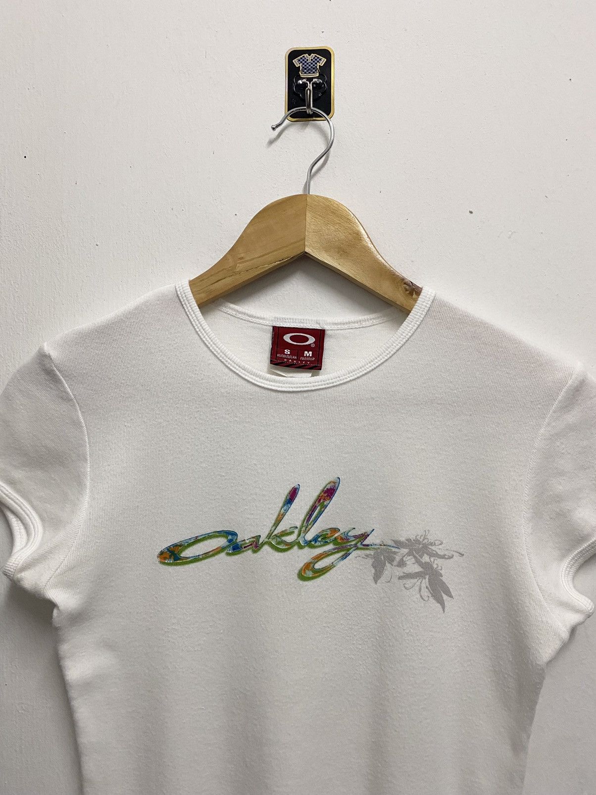 Oakley × Vintage 2000's Oakley Butterfly Crop Top T-Shirt Size S / US 4 / IT 40 - 3 Thumbnail