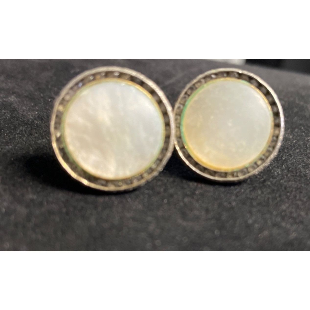 Other Vintage Mother of Pearl Men's Cufflinks/ rhinestones/ gold t Size ONE SIZE - 3 Thumbnail