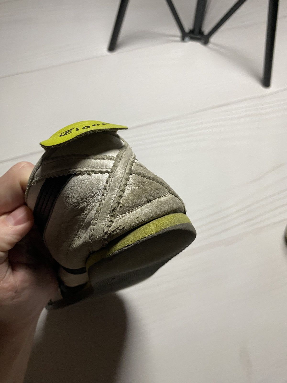 Japanese Brand × Onitsuka Tiger × Vintage Vintage Onitsuka Tiger leather upper worn y2k sneakers Size US 9.5 / EU 42-43 - 19 Thumbnail