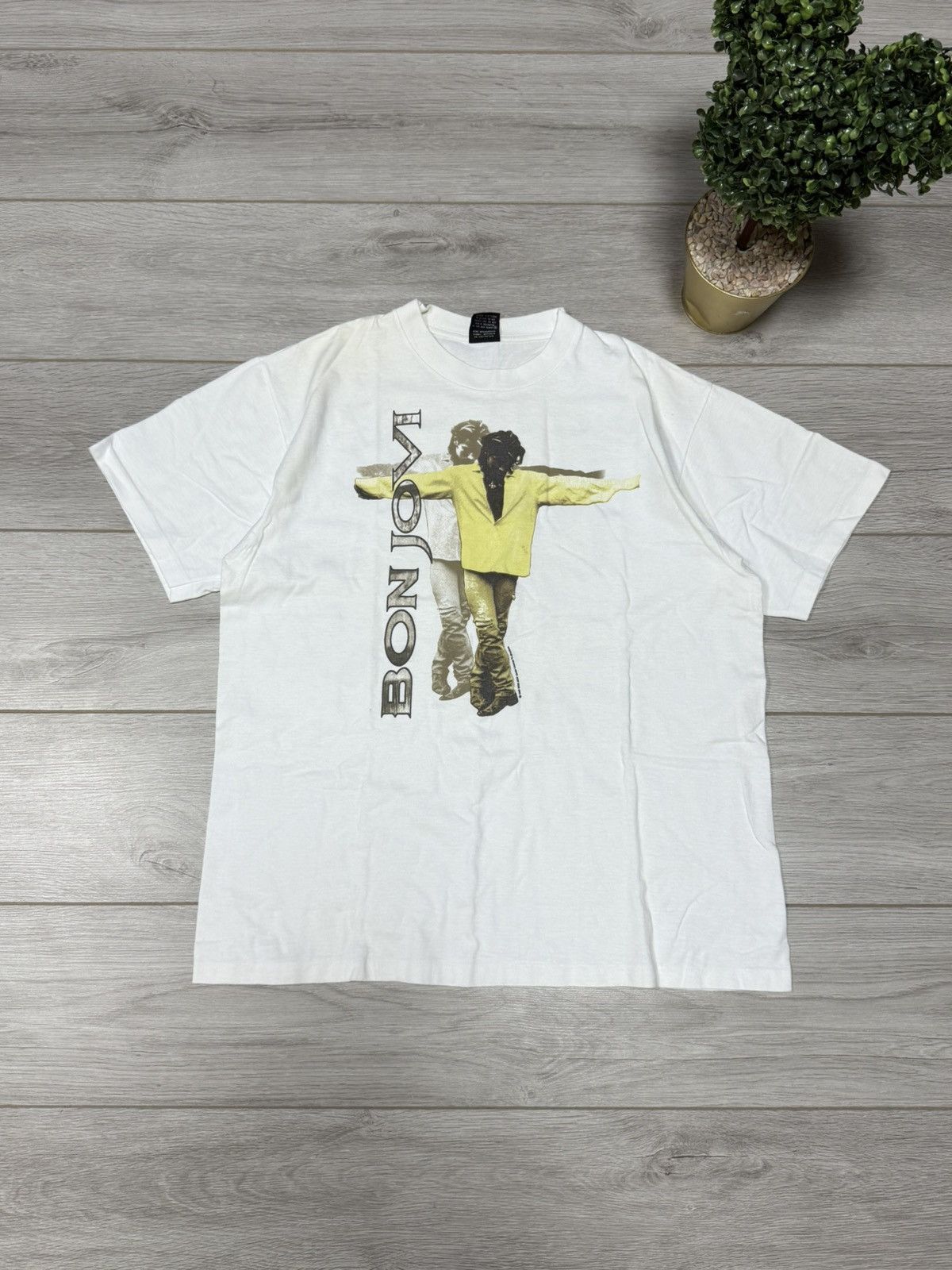 Bon Jovi Bon Jovi 1992 Keep the Faith vintage t shirt Acme Australia Size US L / EU 52-54 / 3 - 1 Thumbnail