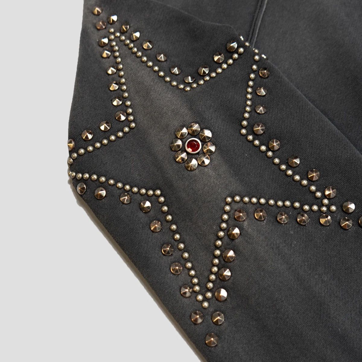 Satoshi Nakamoto Satoshi Nakamoto Star Studded Crewneck Size US XL / EU 56 / 4 - 2 Thumbnail