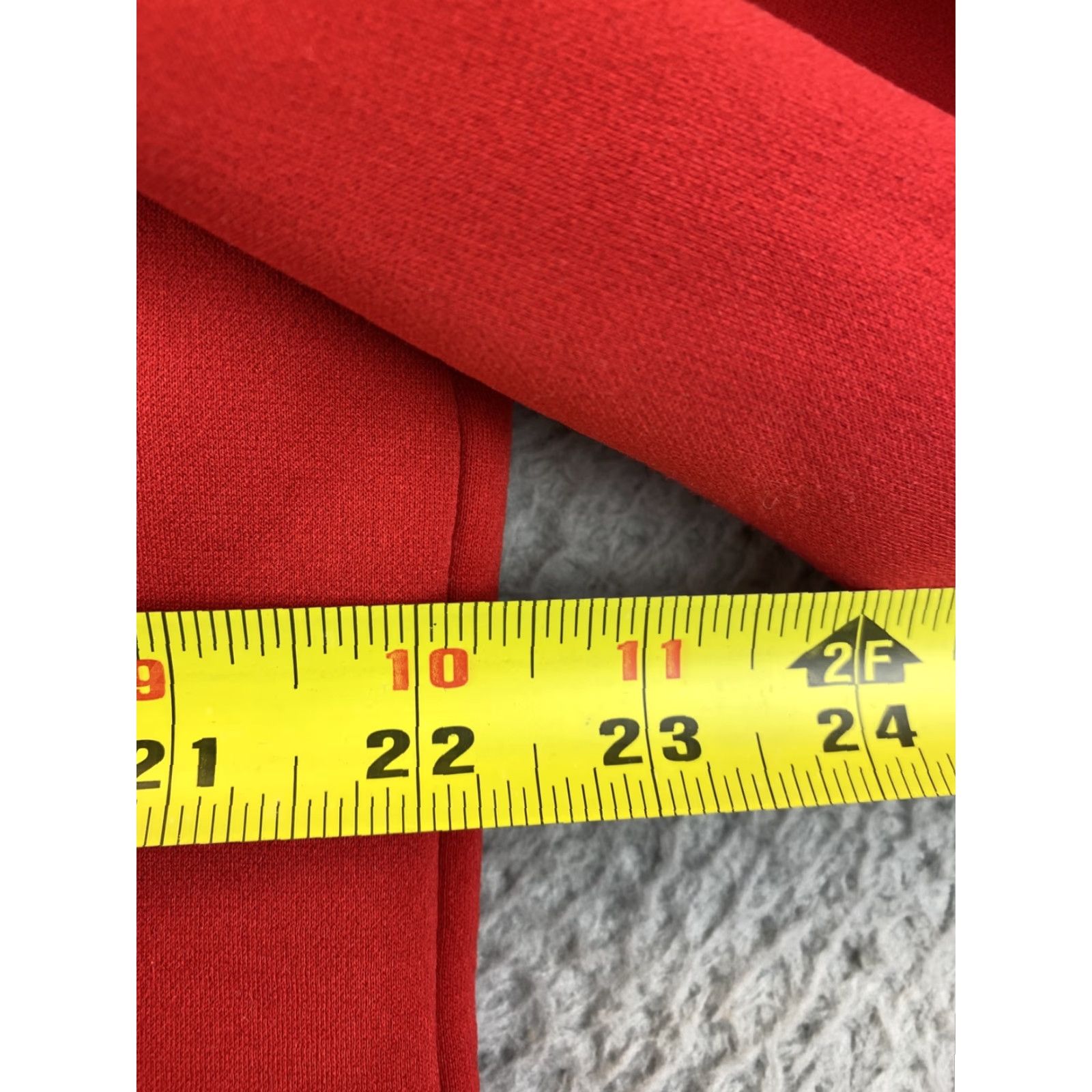 Under Armour Under Armour Mens Red Kangaroo Pockets Hoodie Sweatshirt M 75-44 Regular Men's Colorful Pockets Running Jogging Polyester Zip Drawstring Solid Size US M / EU 48-50 / 2 - 5 Thumbnail