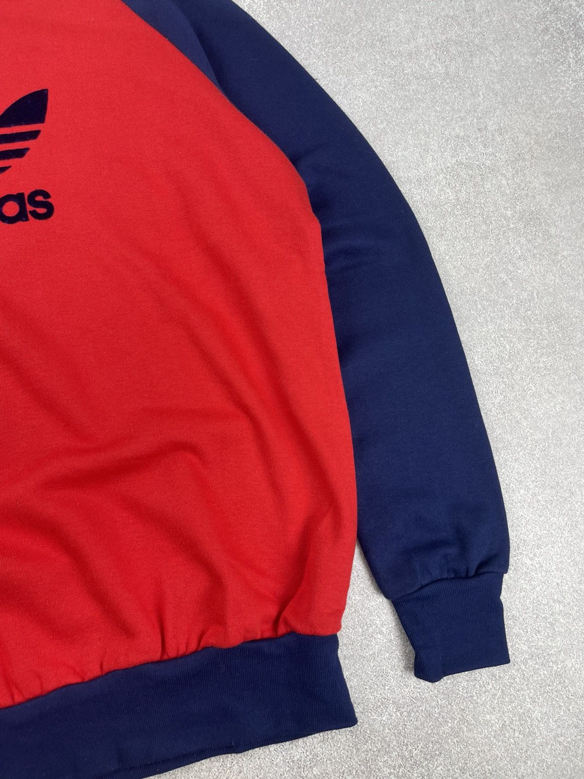 Adidas Vintage 80’s Adidas Logo Swestshirt Jumper Red Size XL Size US XL / EU 56 / 4 - 2 Thumbnail