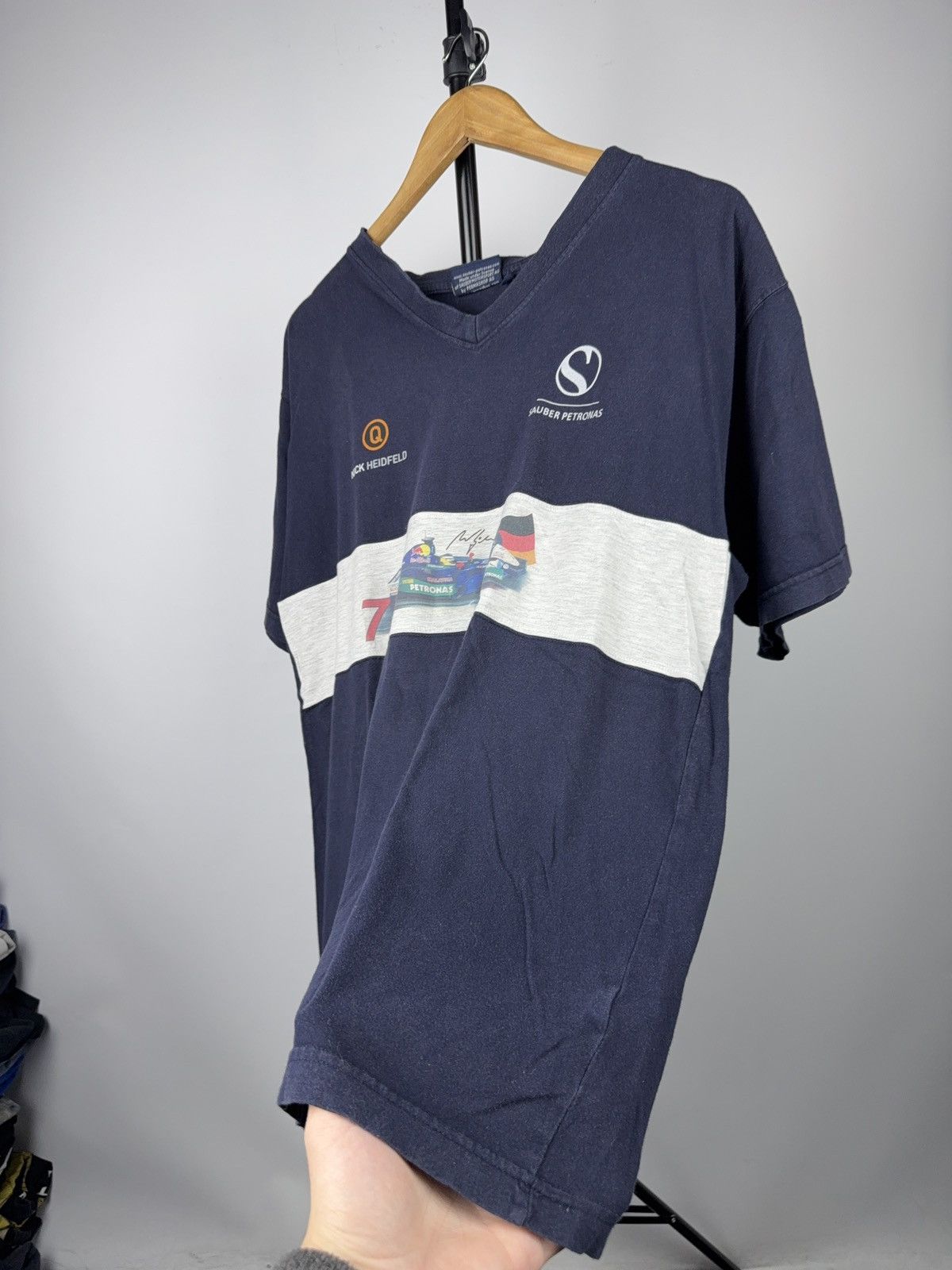 Formula 1 Vintage 00s Sauber Petronas Nick Heidfeld F1 Racing Tee M Size US M / EU 48-50 / 2 - 3 Thumbnail
