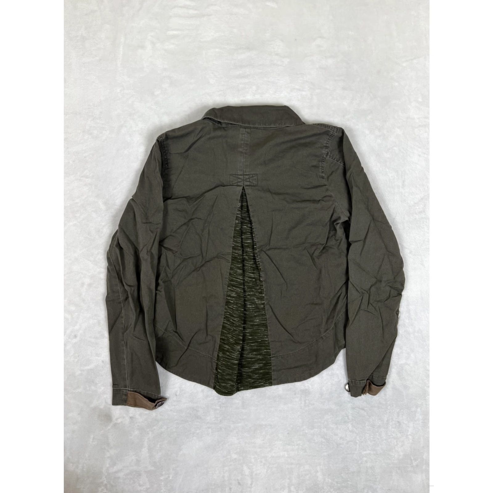 Vintage BKE Buckle Women's Button Front Shirt Small Green Military Twill Pockets Utility Size S / US 4 / IT 40 - 6 Thumbnail